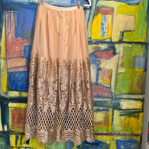 Gold lace and tulle maxi skirt women’s size medium - Picture 10 of 12